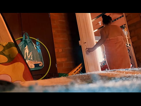 ❤️ Mae fy ewythr yn fy dilyn i mewn i'r gawod, mae'n fy ffycin tra byddaf yn cymryd cawod. ☑Porno ar cy.hotpornphotos.ru ❤